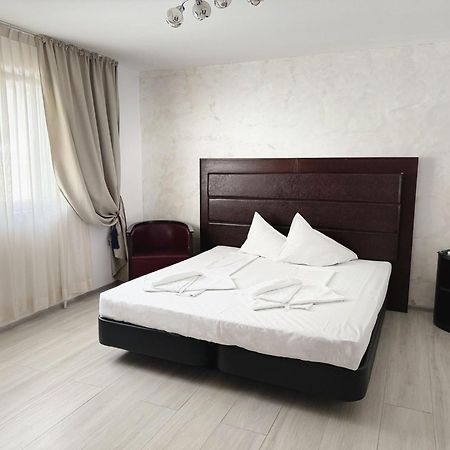 Pensiunea Diamond Эфорие Норд Экстерьер фото